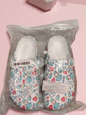 Medical Print Slip-On Shoes in White and Blue For Women Size 38 7/ 7 1/2